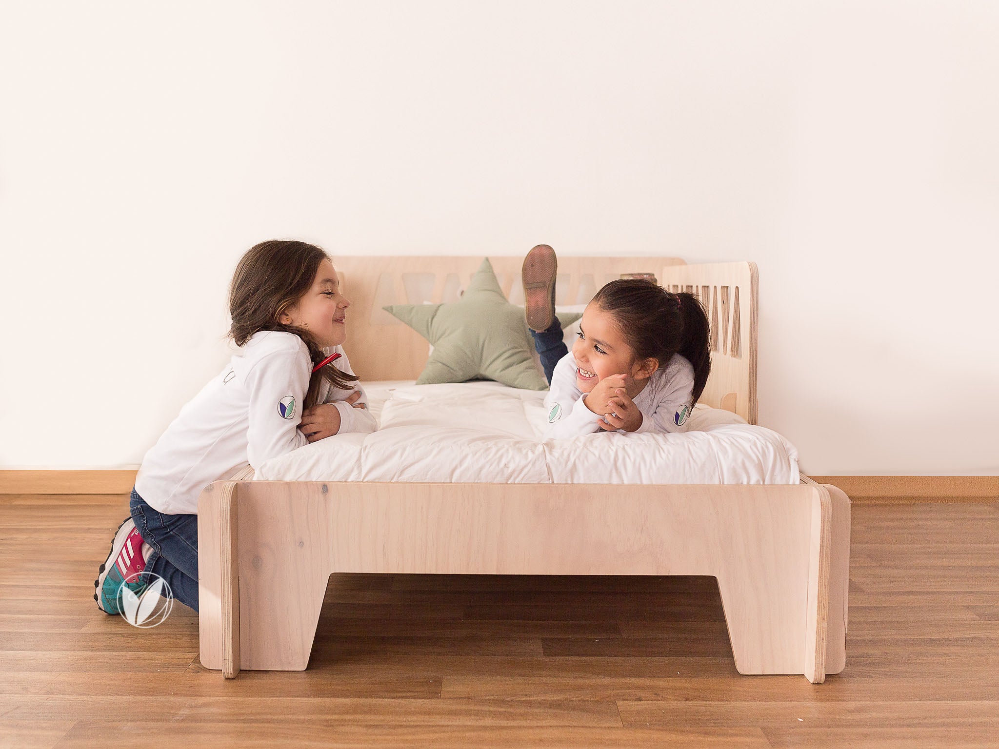 Baranda de cama de madera 140 cm largo
